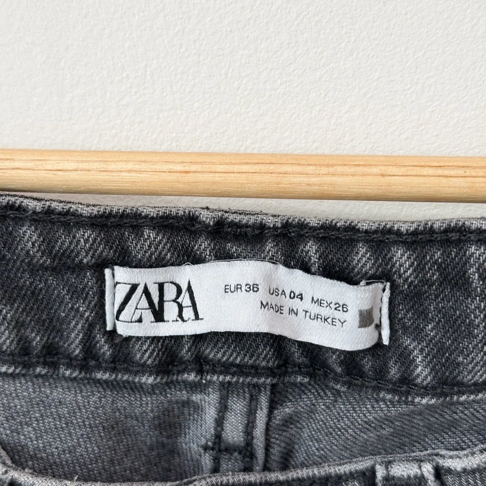 Zara Black Fade Straight Leg High Waist Jeans - Picture 2 of 6